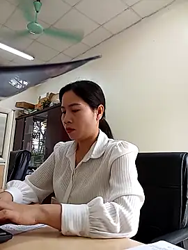 zezesexxy online show from April 6, 3:04 am