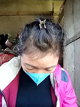 Snapshot of Mami_xxx chatting on December 1, 2:16 am Mami xxx online show from December 1, 2:16 am