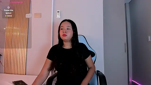 angie harmony online show from February 4, 12:11 pm