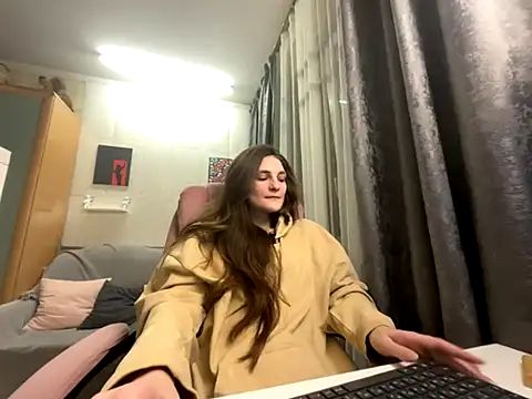 HelgaMun online show from November 8, 2:39 pm