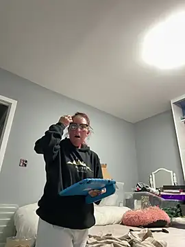 Angel-LinaX online show from February 6, 8:56 pm