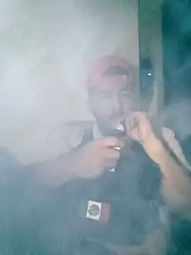 Snapshot of Yerackhip chatting on November 17, 9:15 am Yerackhip online show from November 17, 9:15 am