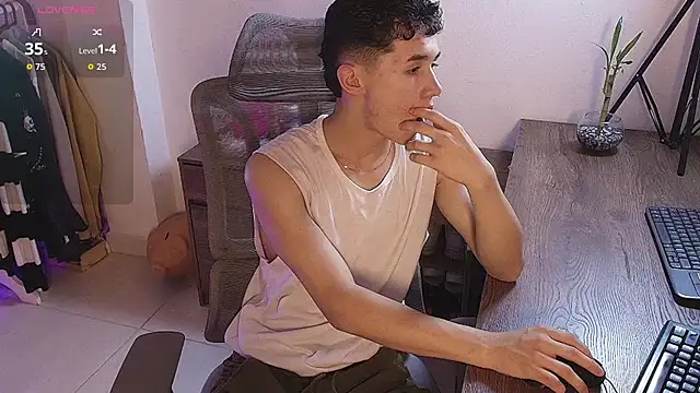 Eiden Blake online show from February 9, 11:53 pm