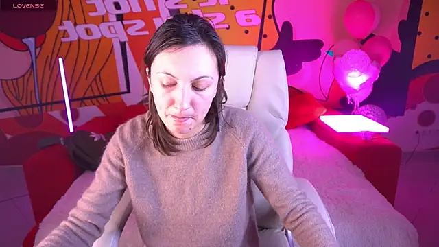 ZafiraMoonn online show from February 24, 2:48 pm