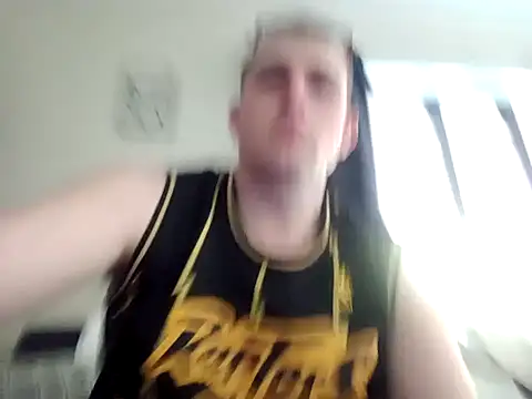 2hard2tame online show from November 4, 5:06 am