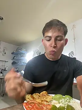 Snapshot of AlexanderBianchi2 chatting on November 29, 11:52 pm AlexanderBianchi2 online show from November 29, 11:52 pm