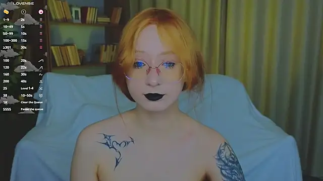 Snapshot of WICKEDEMBER chatting on March 15, 1:55 am WICKEDEMBER online show from March 15, 1:55 am