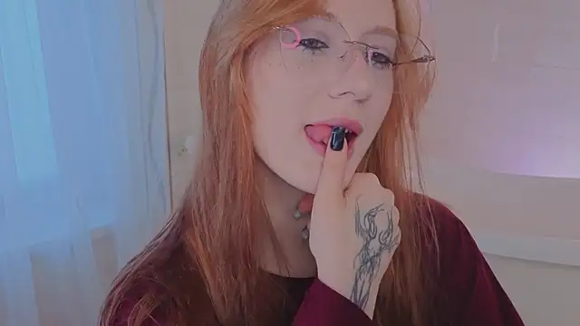 Snapshot of WICKEDEMBER chatting on March 21, 1:43 am WICKEDEMBER online show from March 21, 1:43 am