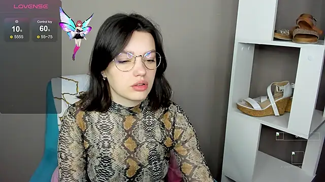 Karina Kellyy online show from November 17, 2:28 am