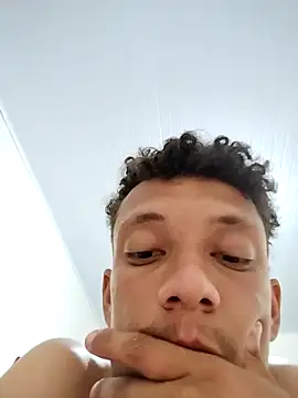 Snapshot of FLECKIN chatting on November 6, 4:57 am FLECKIN online show from November 6, 4:57 am