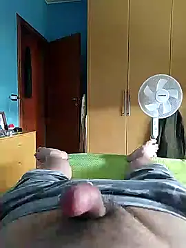 Snapshot of Cini75 chatting on June 1, 7:43 am Cini75 online show from June 1, 7:43 am