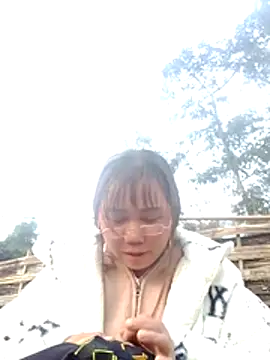 be-yeu online show from December 18, 2:45 pm