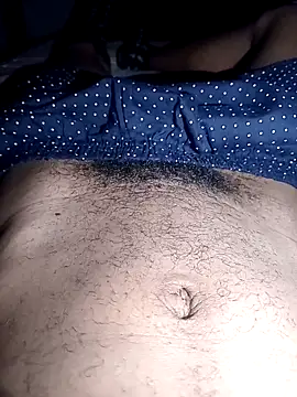 Snapshot of UNCLEZESTYY chatting on November 24, 6:18 pm UNCLEZESTYY online show from November 24, 6:18 pm