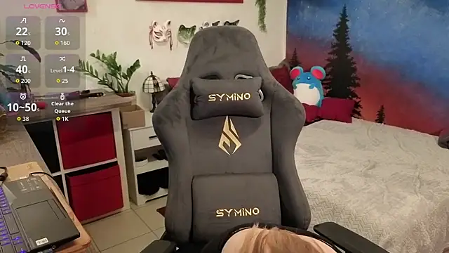 ScarletKitsunyaa online show from November 4, 2:16 pm