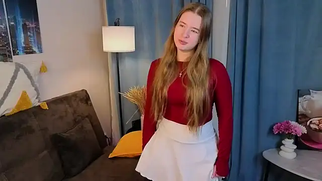 Snapshot of MowasaBritten chatting on December 1, 2:55 pm MowasaBritten online show from December 1, 2:55 pm