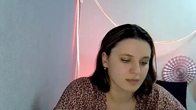 KiraHoney online show from February 25, 8:18 pm