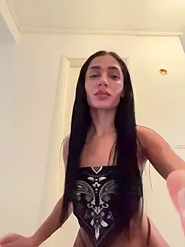 VickyM99 online show from December 17, 9:04 am