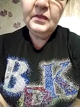 MyHoneyKira online show from December 1, 7:13 am