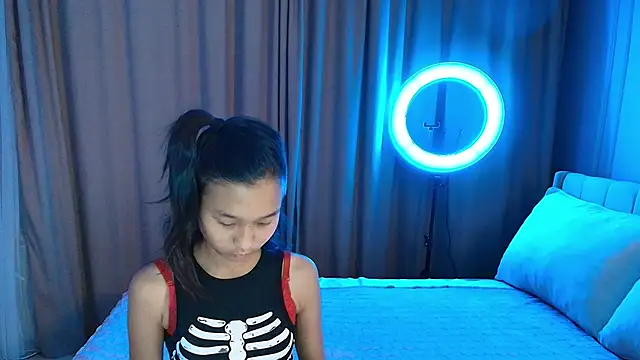 Snapshot of lihnpham chatting on November 18, 7:07 pm lihnpham online show from November 18, 7:07 pm