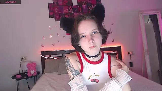 Snapshot of OliviaFlex chatting on November 12, 7:09 am OliviaFlex online show from November 12, 7:09 am