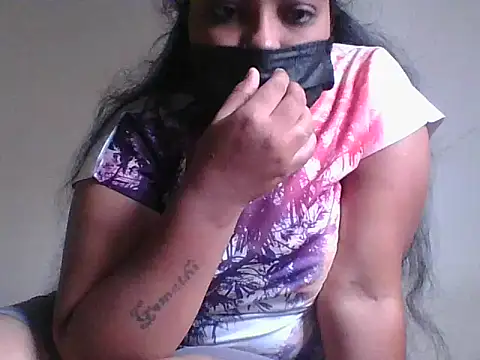 Snapshot of Mathi_cam chatting on December 1, 4:39 am Mathi cam online show from December 1, 4:39 am