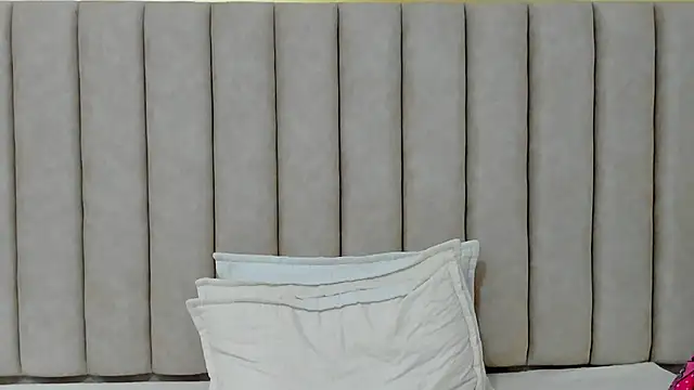 Snapshot of Lilith_Aliany_ chatting on November 4, 12:04 pm Lilith Aliany online show from November 4, 12:04 pm