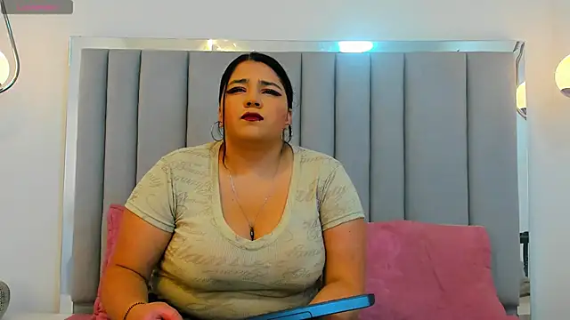 Lilith Aliany  online show from December 2, 1:28 pm