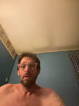 biggdaddyandqueenn online show from February 4, 5:13 am