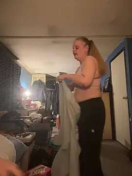 biggdaddyandqueenn online show from February 10, 1:32 am