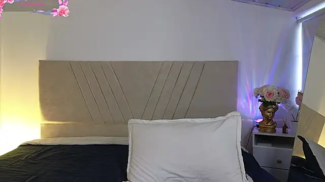 NatashaBlade  online show from December 17, 12:00 pm