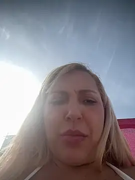 Snapshot of melisboa chatting on May 17, 5:09 pm melisboa online show from May 17, 5:09 pm