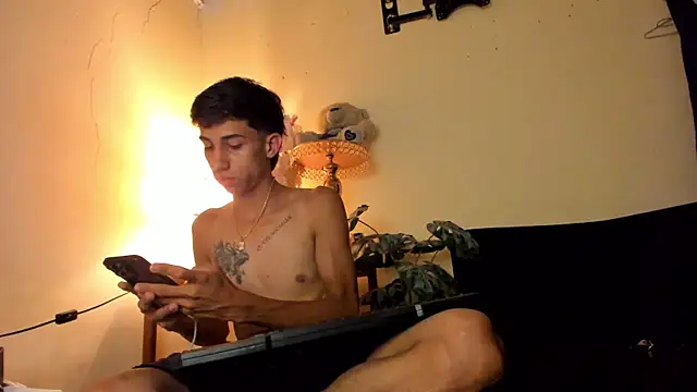 lucian davii online show from December 15, 7:18 pm