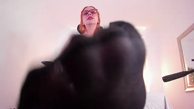 MistressErza online show from June 27, 3:44 am