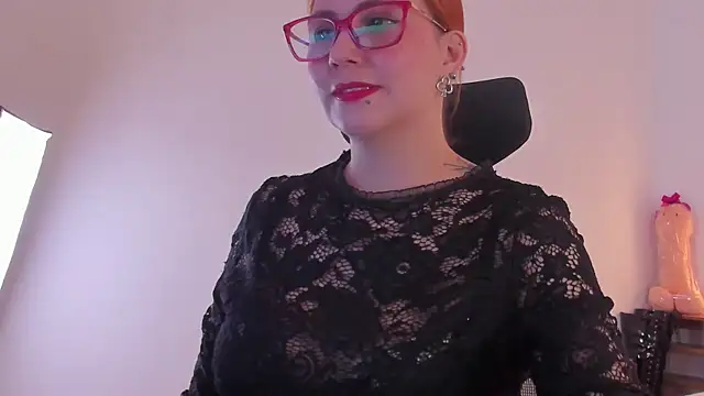 MistressErza online show from July 6, 7:27 pm