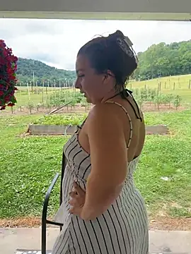 thickfarmtwat online show from June 9, 3:45 pm