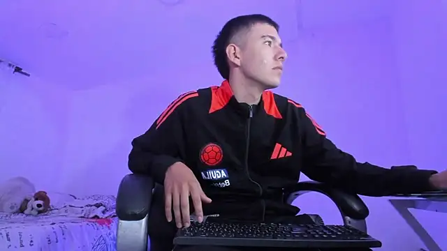 Aleck Boy online show from January 16, 12:20 pm