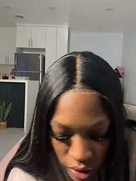 PrincessDreamm online show from May 1, 12:04 am