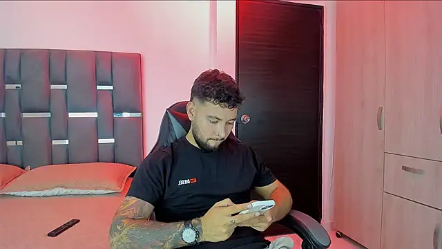 noah corvelle online show from November 7, 11:16 pm