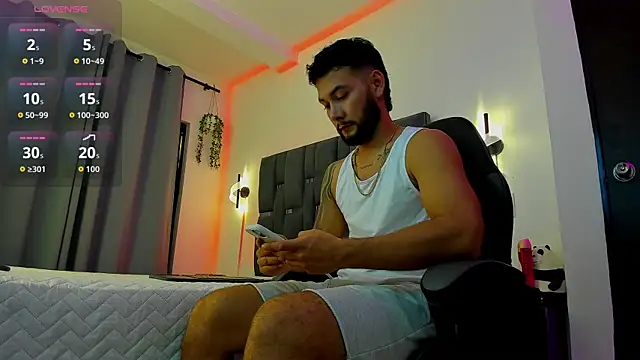 noah corvelle online show from November 30, 2:37 am