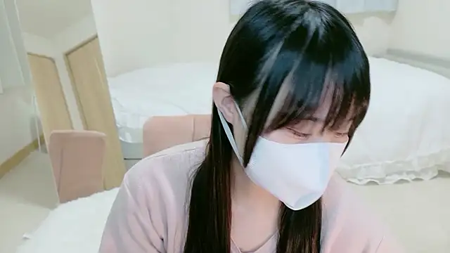 Snapshot of im_hina2 chatting on December 1, 4:17 am im hina2 online show from December 1, 4:17 am