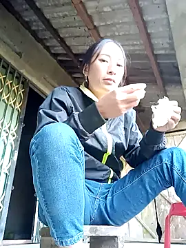 oanh-oanhbay online show from November 25, 8:58 am