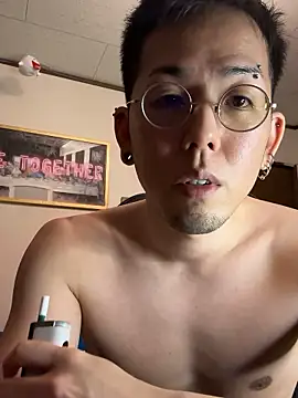 ippei0001 online show from November 4, 6:01 am