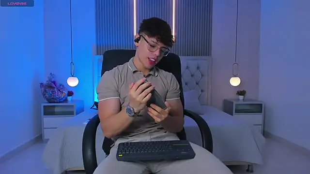 jhoumod 21  online show from December 21, 2:51 am