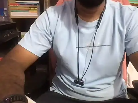 KingCobra 07 online show from May 18, 3:02 am