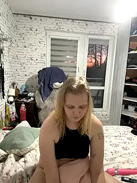 hotgoodgirll online show from December 17, 3:29 pm