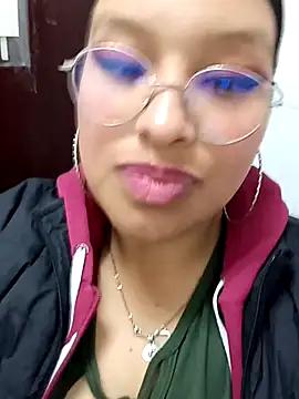 Isaabeellaa deemoonny1 online show from November 7, 5:24 pm