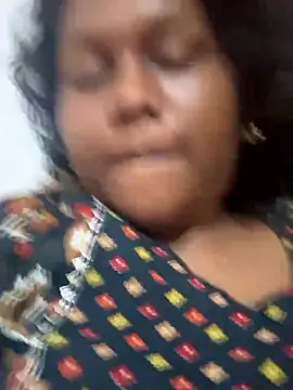 Snapshot of Spidymaria_897 chatting on April 21, 9:28 pm Spidymaria 897 online show from April 21, 9:28 pm