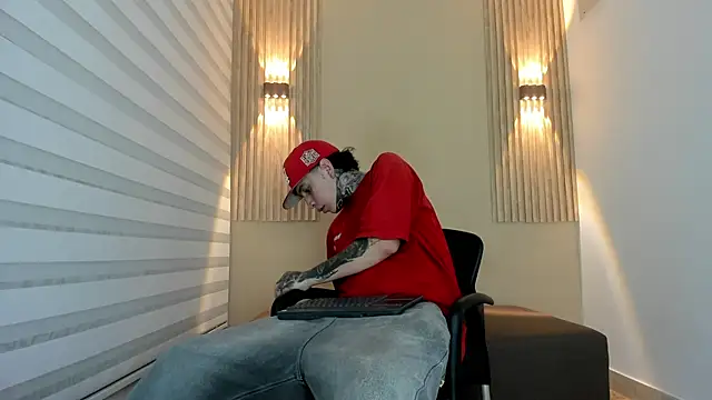 Snapshot of DANTE_ARMSTRONG chatting on November 27, 3:41 am DANTE ARMSTRONG online show from November 27, 3:41 am