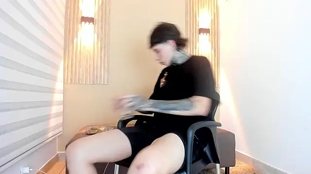 Snapshot of DANTE_ARMSTRONG chatting on November 29, 3:53 am DANTE ARMSTRONG online show from November 29, 3:53 am