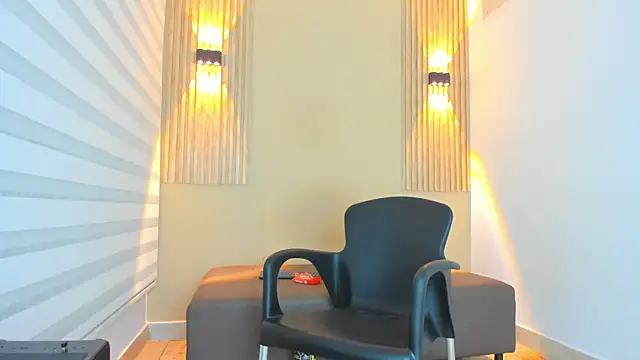 Snapshot of DANTE_ARMSTRONG chatting on December 15, 4:06 am DANTE ARMSTRONG online show from December 15, 4:06 am